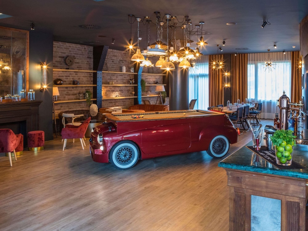 Novotel Barcelona Cornella Hotel 65/71