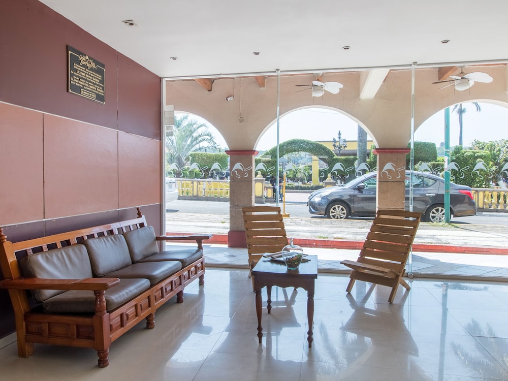 Hotel Gran Santiago Plaza Confort 18/26