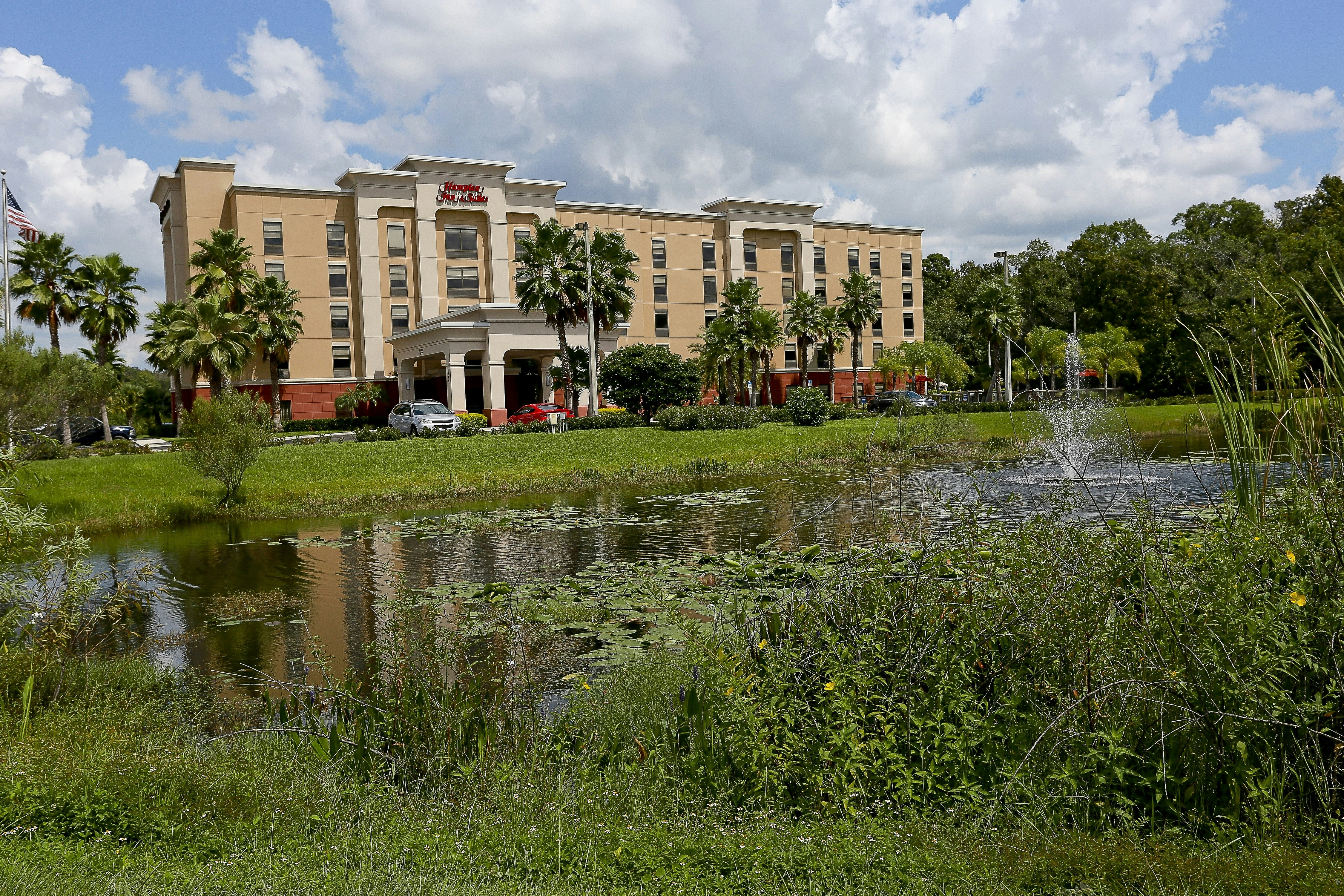Hampton Inn & Suites Tampa-Wesley Chapel 36/38