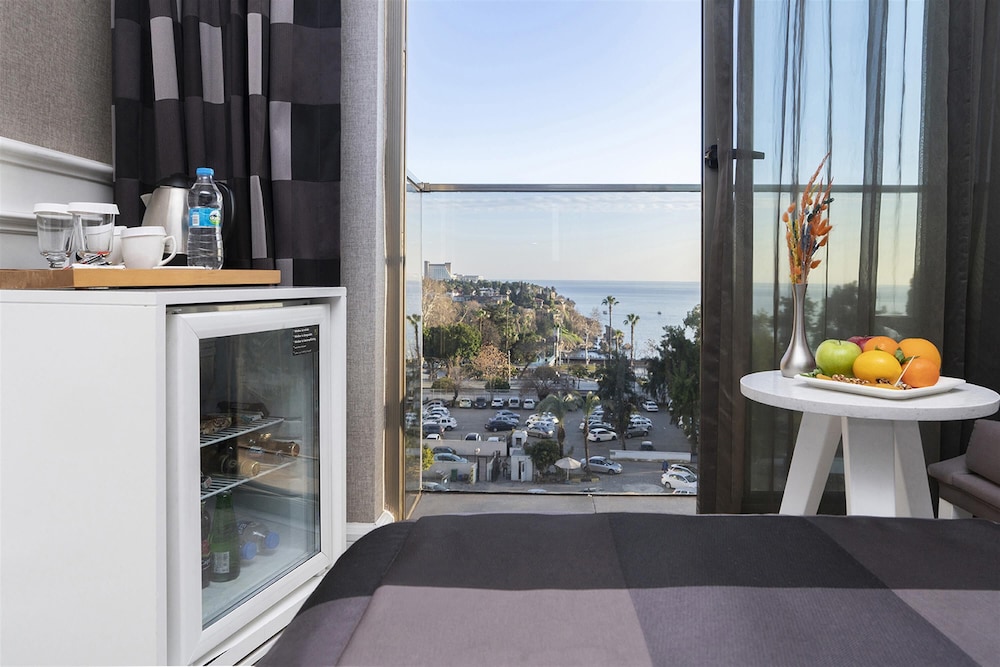 Sky Kamer Boutique Hotel 67/78