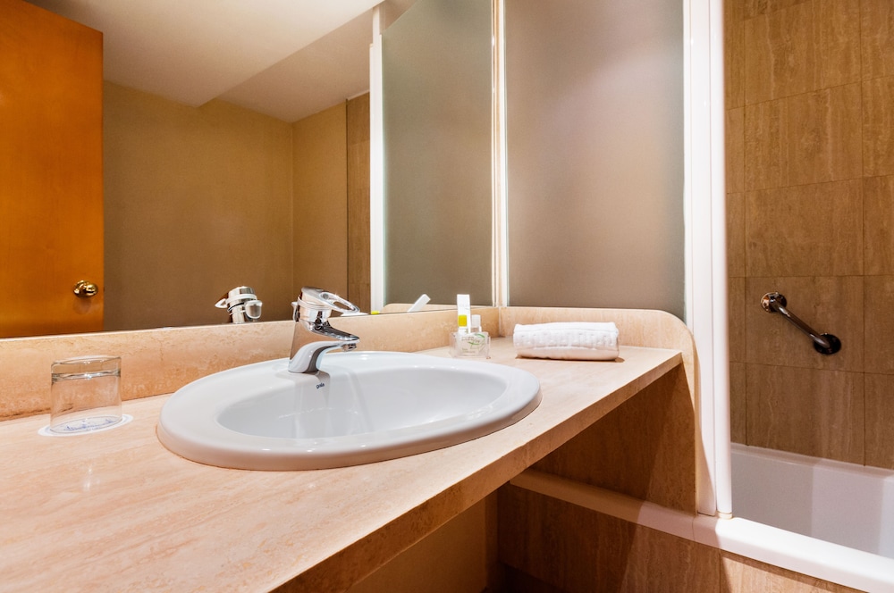Hotel Villacarlos 30/30