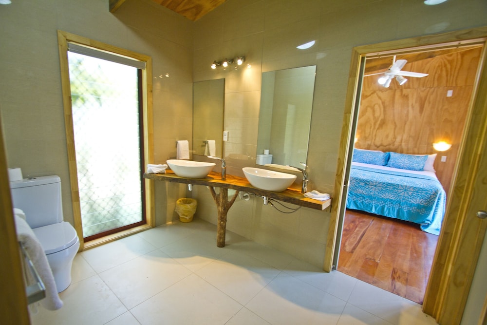 Paradise Holiday Homes Rarotonga 9/19