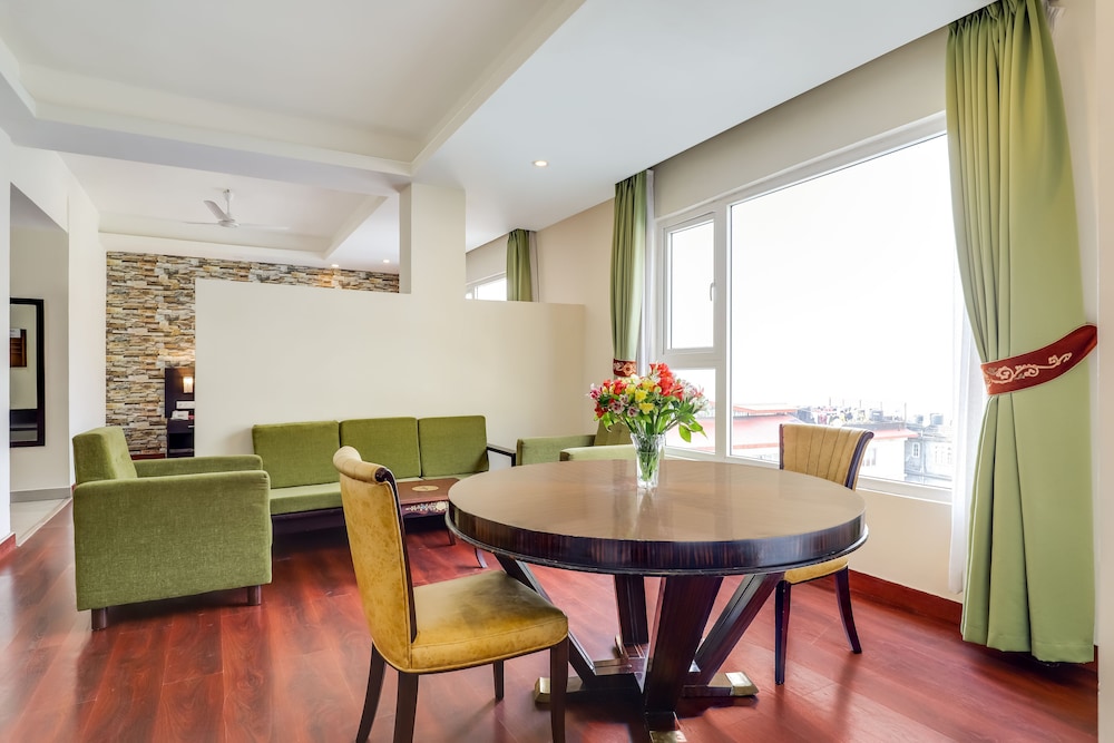 The Fern Denzong Hotel and Spa Gangtok 23/38
