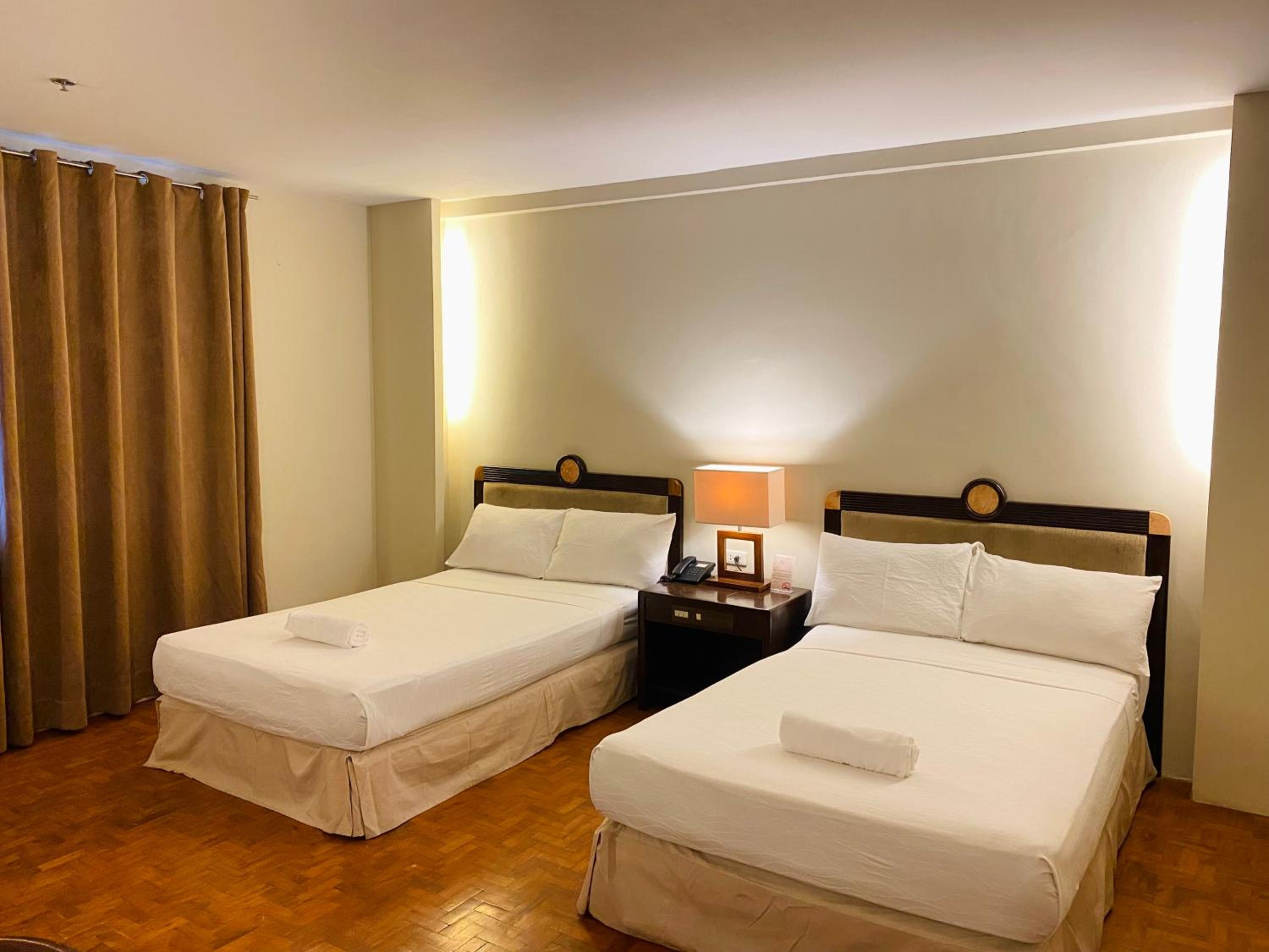 Century Plaza Hotel 17/50