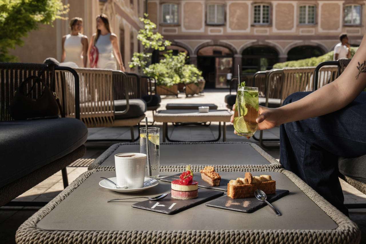 Hotel Les Haras 37/50