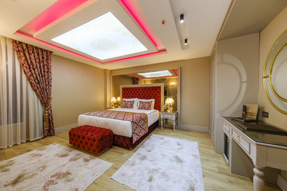Elysium Green Suites 18/60