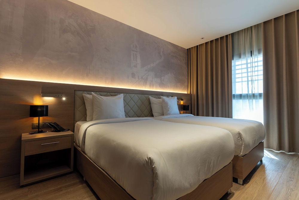 HOTEL KYRIAD PRESTIGE LE PATIO 14/31