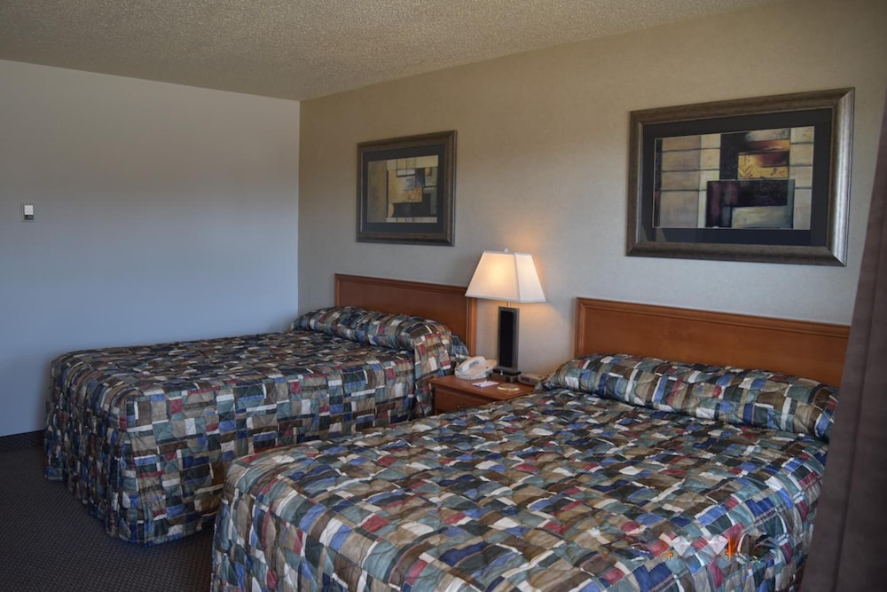 Guest House Inn And Suites 8/46