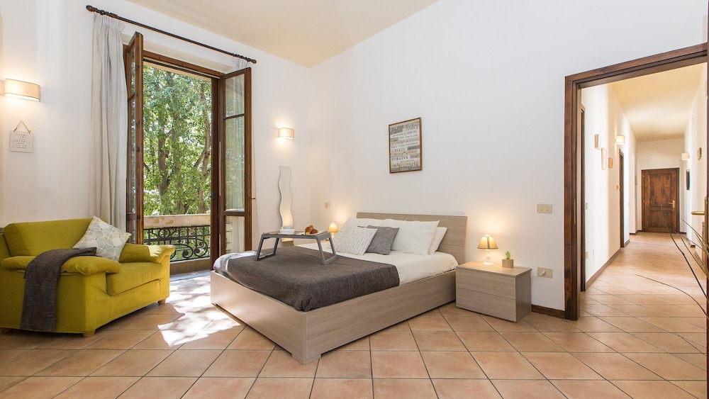 Rental In Rome Rosselli Palace Apartment 2 19/50