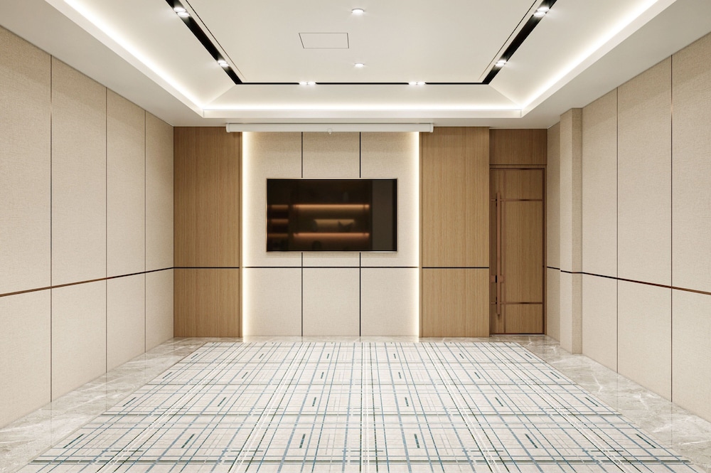 Sheraton Jakarta Soekarno Hatta Airport 11/68