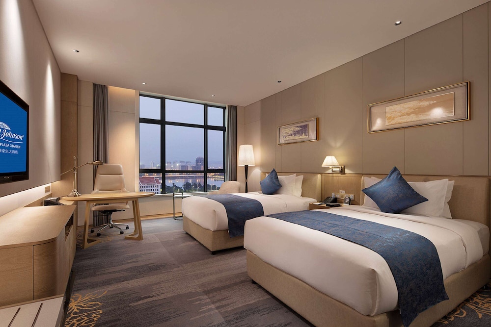 Hollywood, Deluxe, Single Bed, Lake View