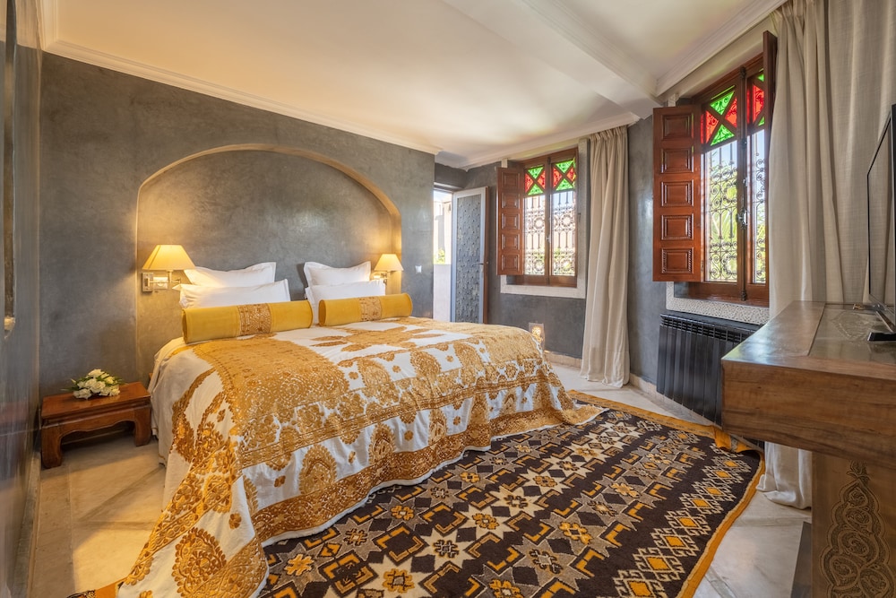 Riad Alma 19/72