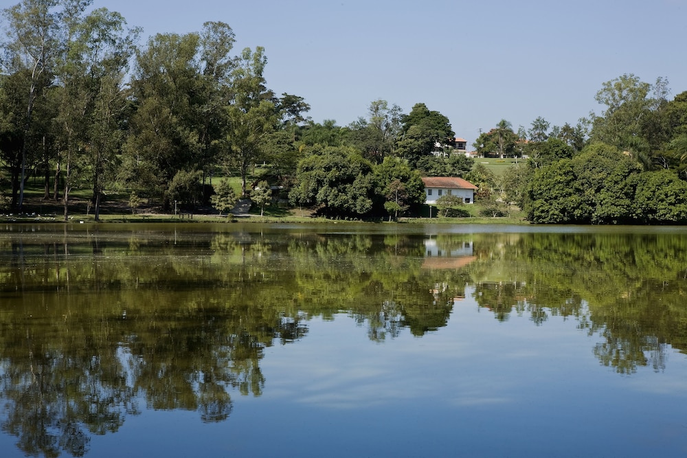 Hotel Resort & Golfe Clube dos 500 46/50