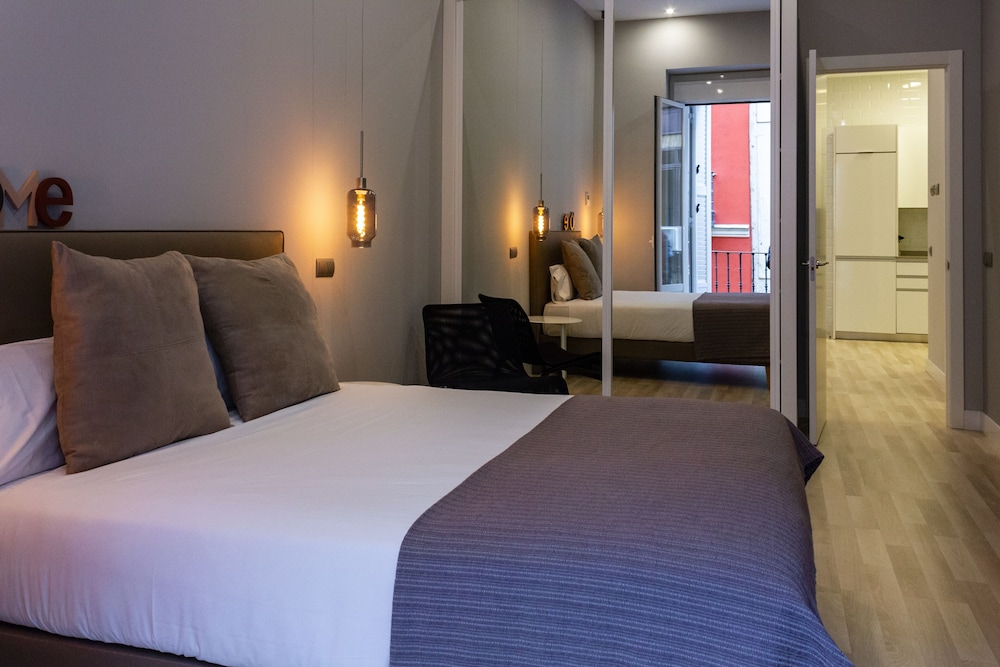 1 BEDROOM, DELUXE, APARTMENT