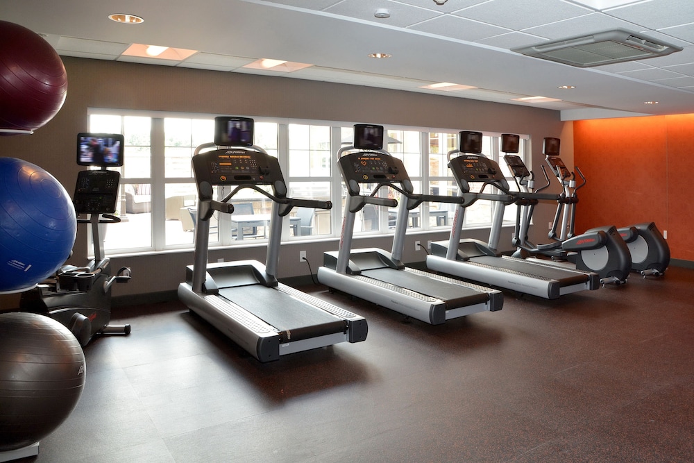 Residence Inn By Marriott Akron Fairlawn 10/28