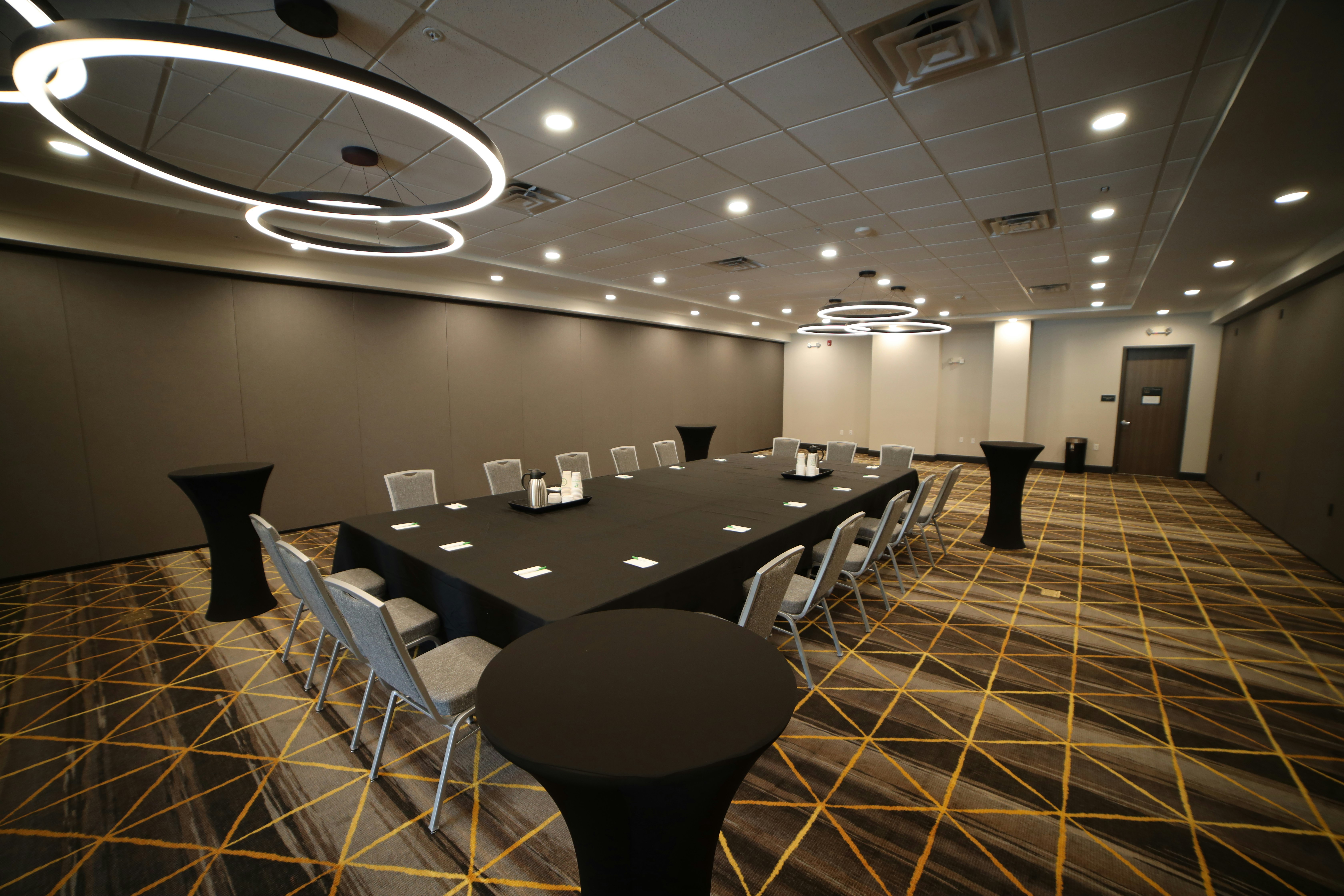 Holiday Inn Nashville Airport, an IHG Hotel 44/50