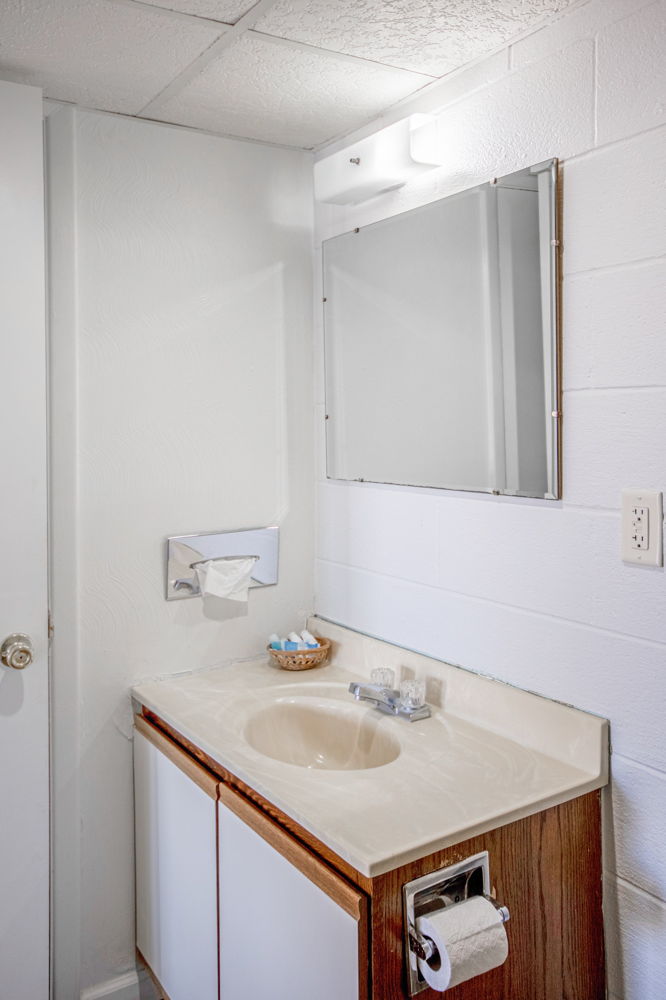OYO Crossroads Inn 42/42