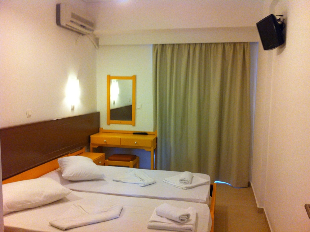 Fantasia Hotel Apartments 13/46