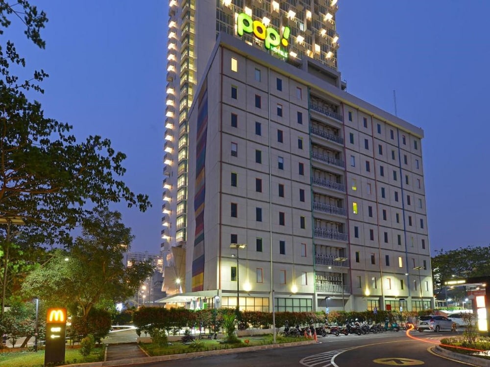 Pop Hotel Bsd City Tangerang 3/39