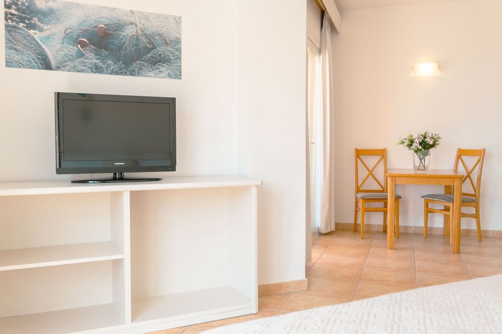 Rosamar Ibiza Hotel 32/42