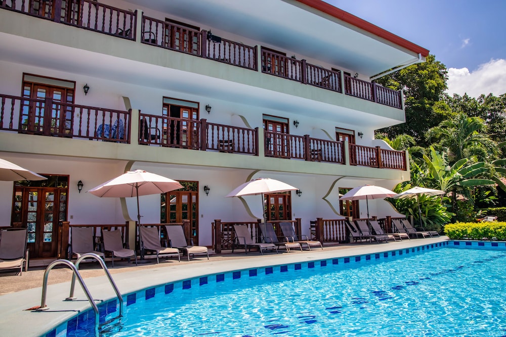 Hotel South Beach 4/50