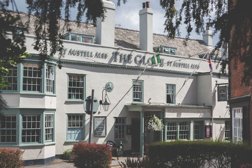 The Globe 2/50
