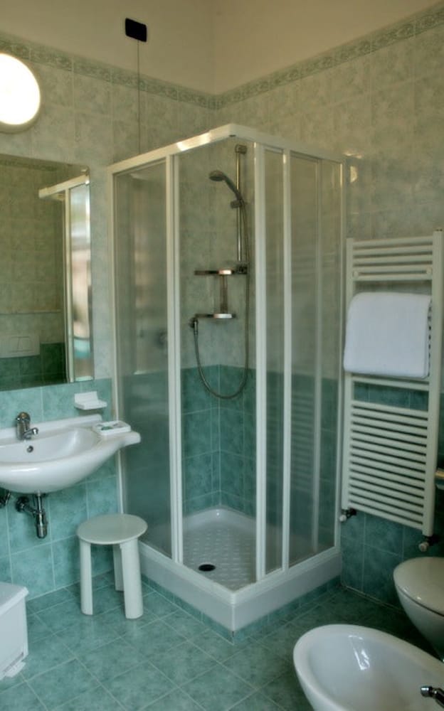Albergo Angiolino 36/36