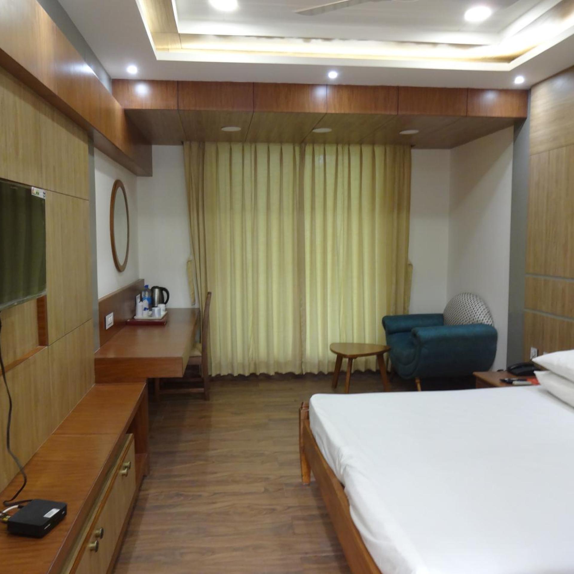 غرفة ديلوكس بسرير كينج، INDO HOKKE HOTEL 7/9