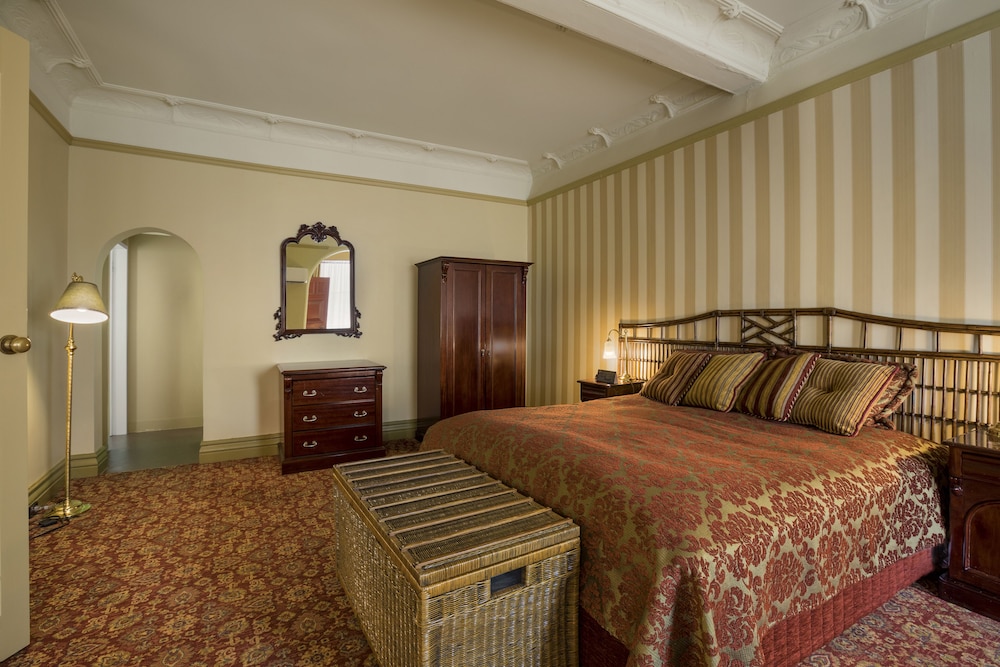 Hadleys Orient Hotel 17/47