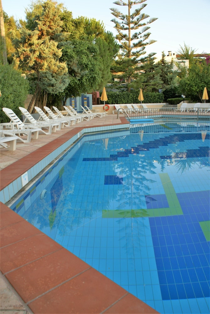 Your Memories Hotel Apartments 19/46