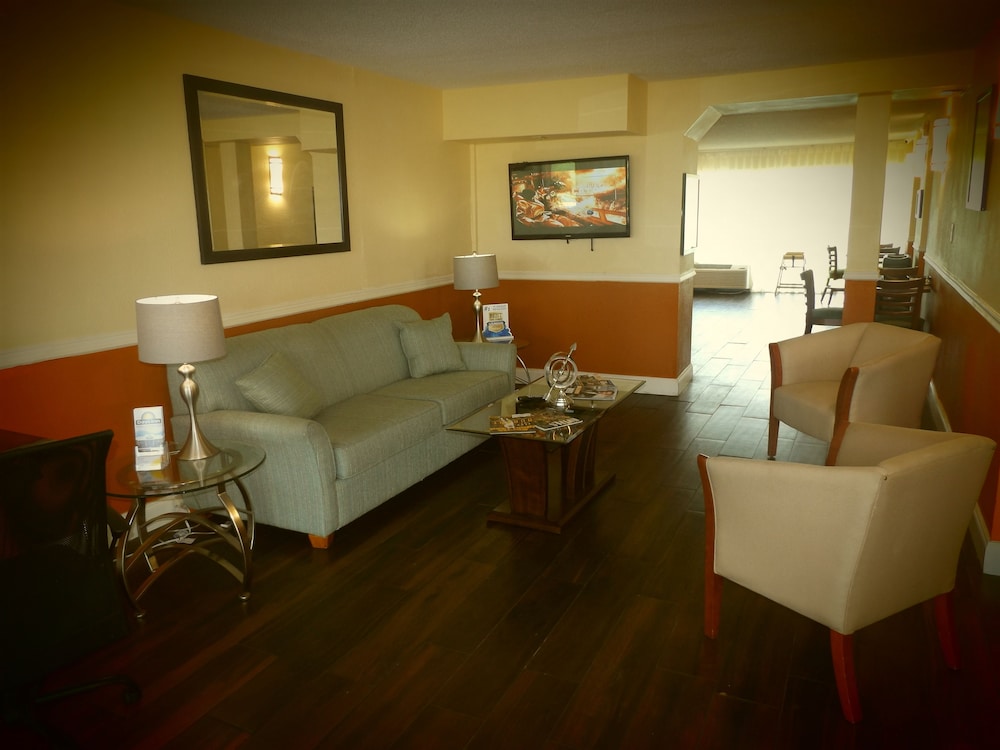 Days Inn by Wyndham Wildwood I-75 30/44