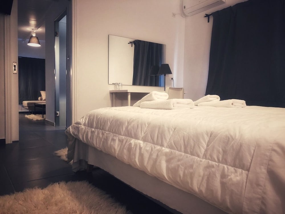 Leonidaion Guest House 17/41