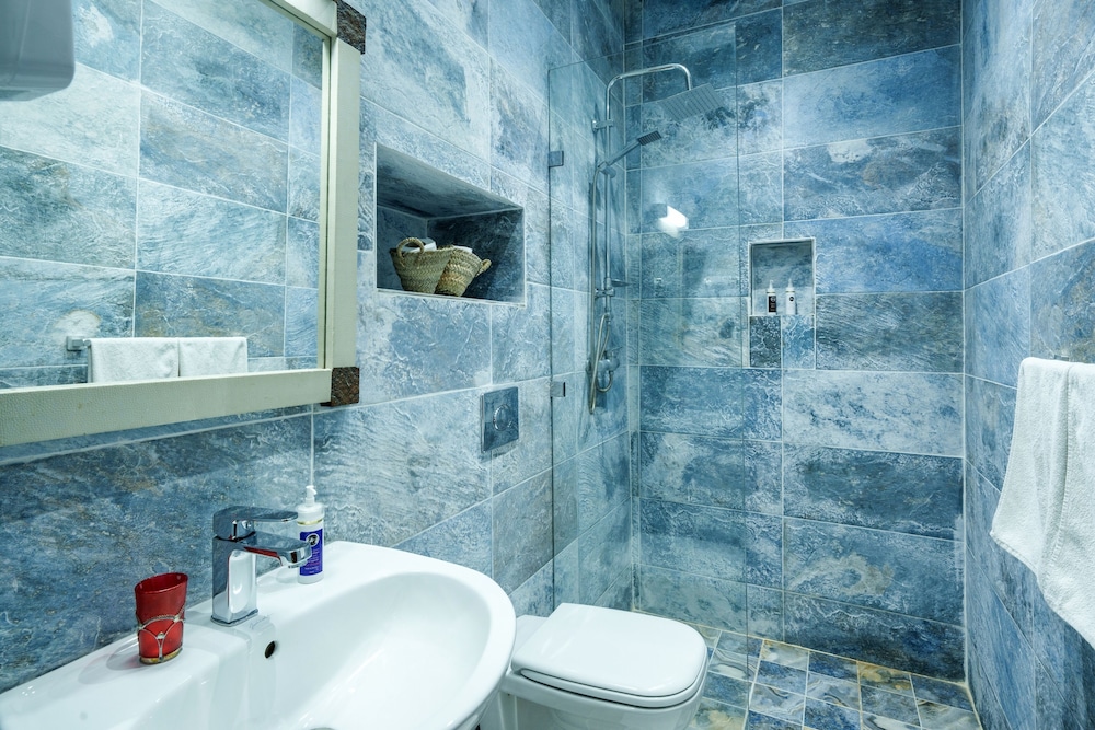 Riad Azalia 63/63