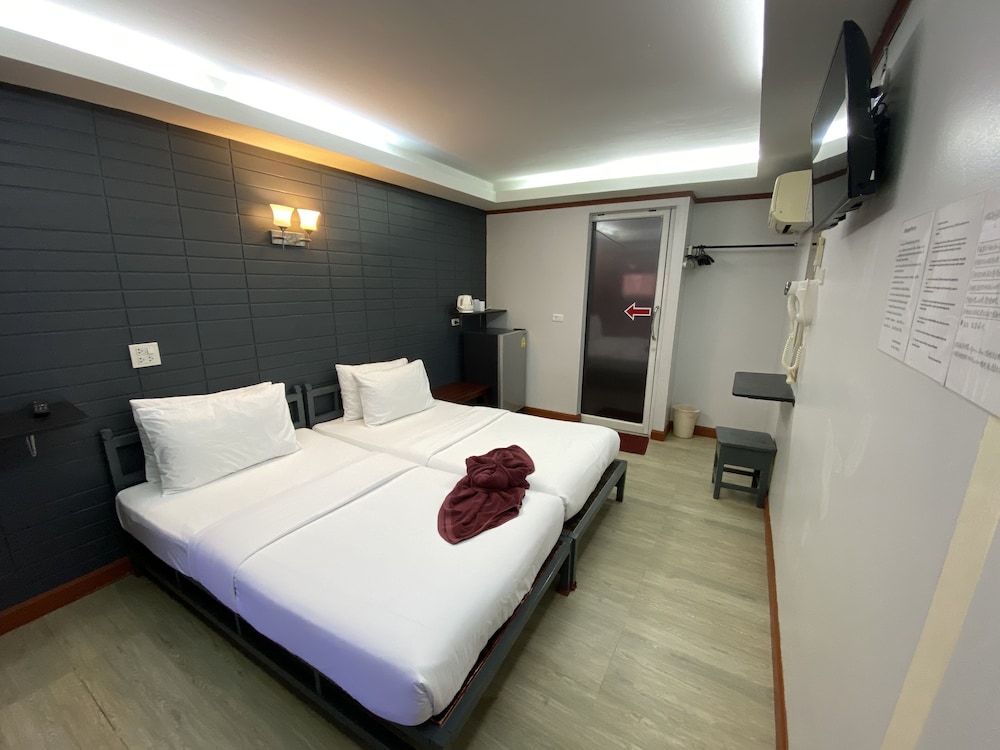 Sinsamut Koh Samed Hotel 29/48