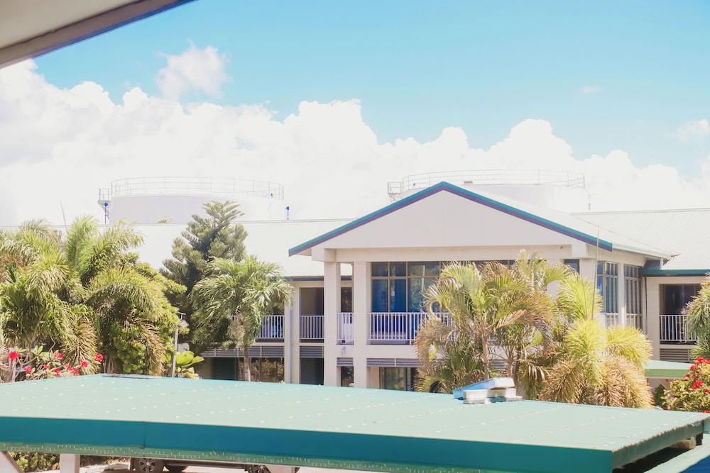 Hotel Millenia Samoa 4/50