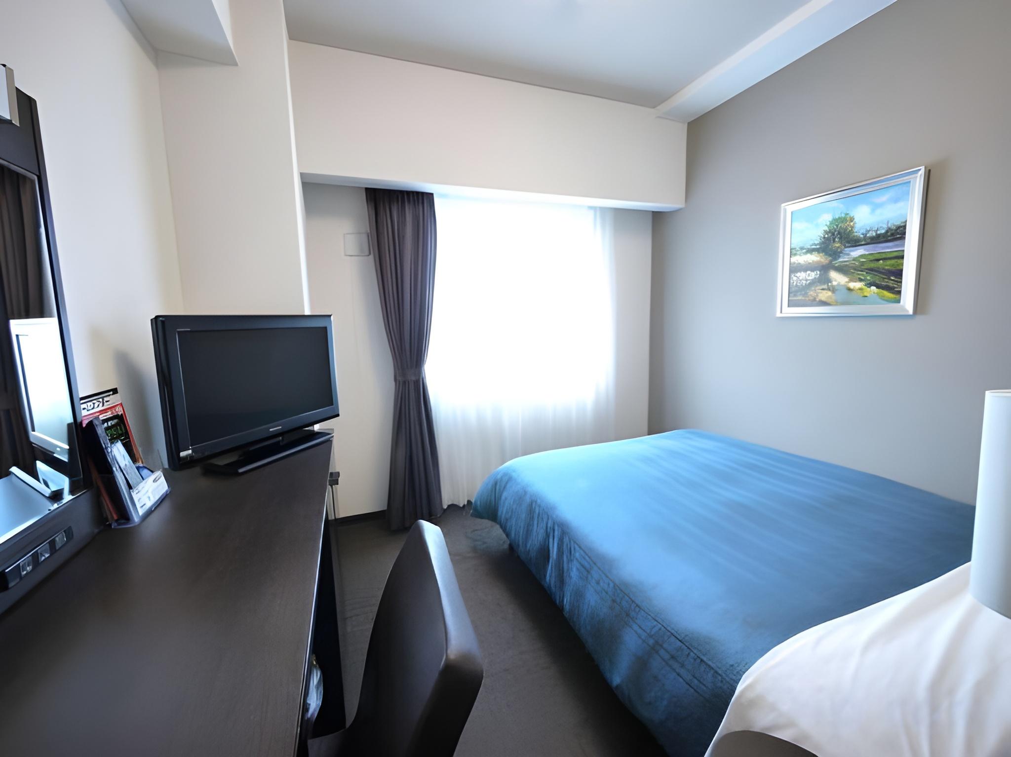 Semi Room, Comfort, Semi Double Bed, Smoking
