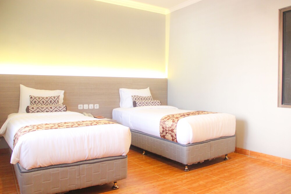Front One Resort Yogyakarta 22/46
