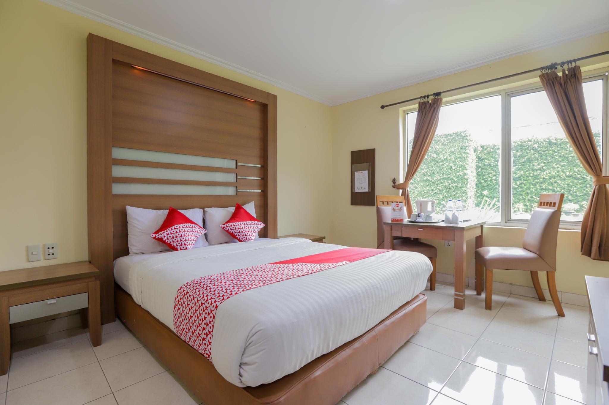 OYO 918 Hotel Senen Indah Syariah 25/50