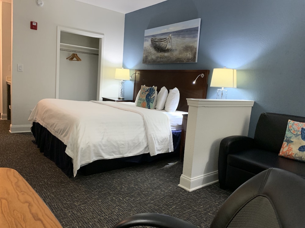 Hotel Pensacola 9/65