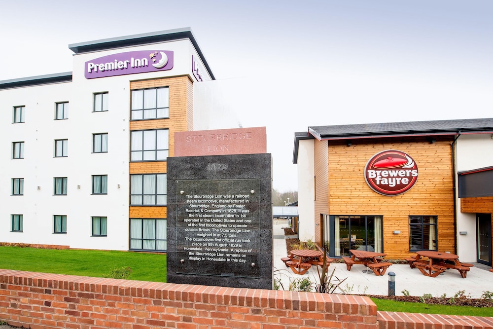 Premier Inn Stourbridge Town Centre in STOURBRIDGE