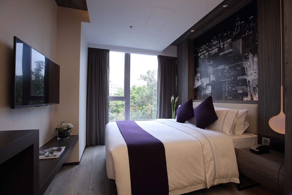The Perkin Hotel 15/41