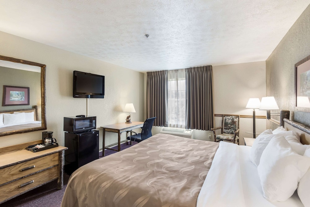 Quality Inn and Suites Big Stone Gap 8/40