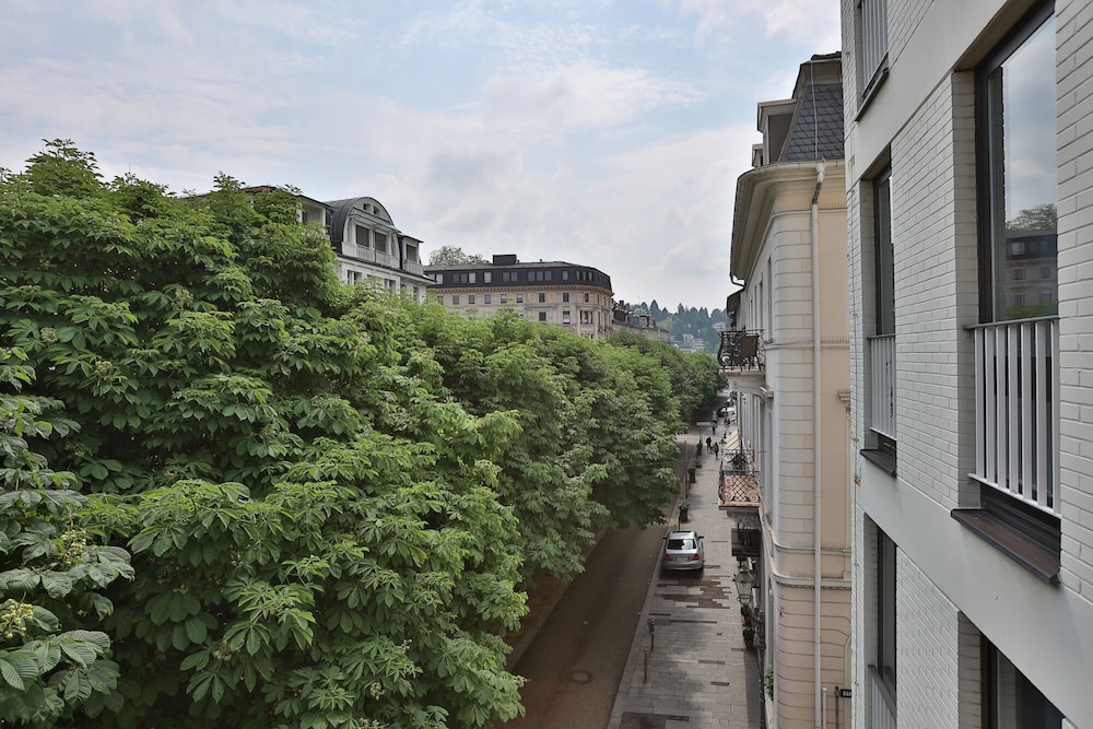 Hotel Quellenhof 38/48