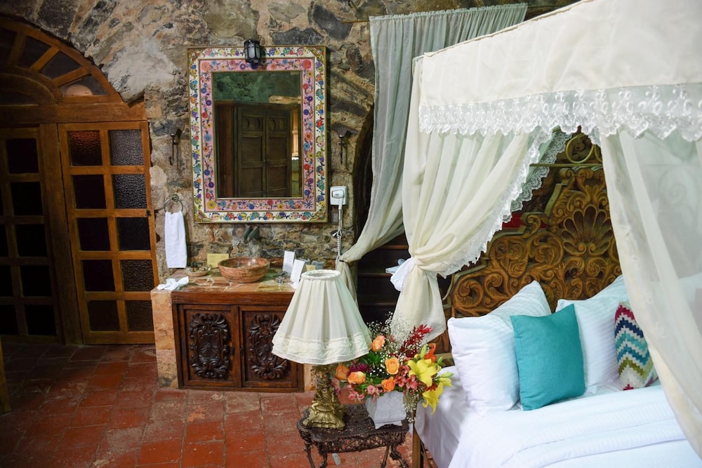 Hacienda Santa Maria Regla 9/70