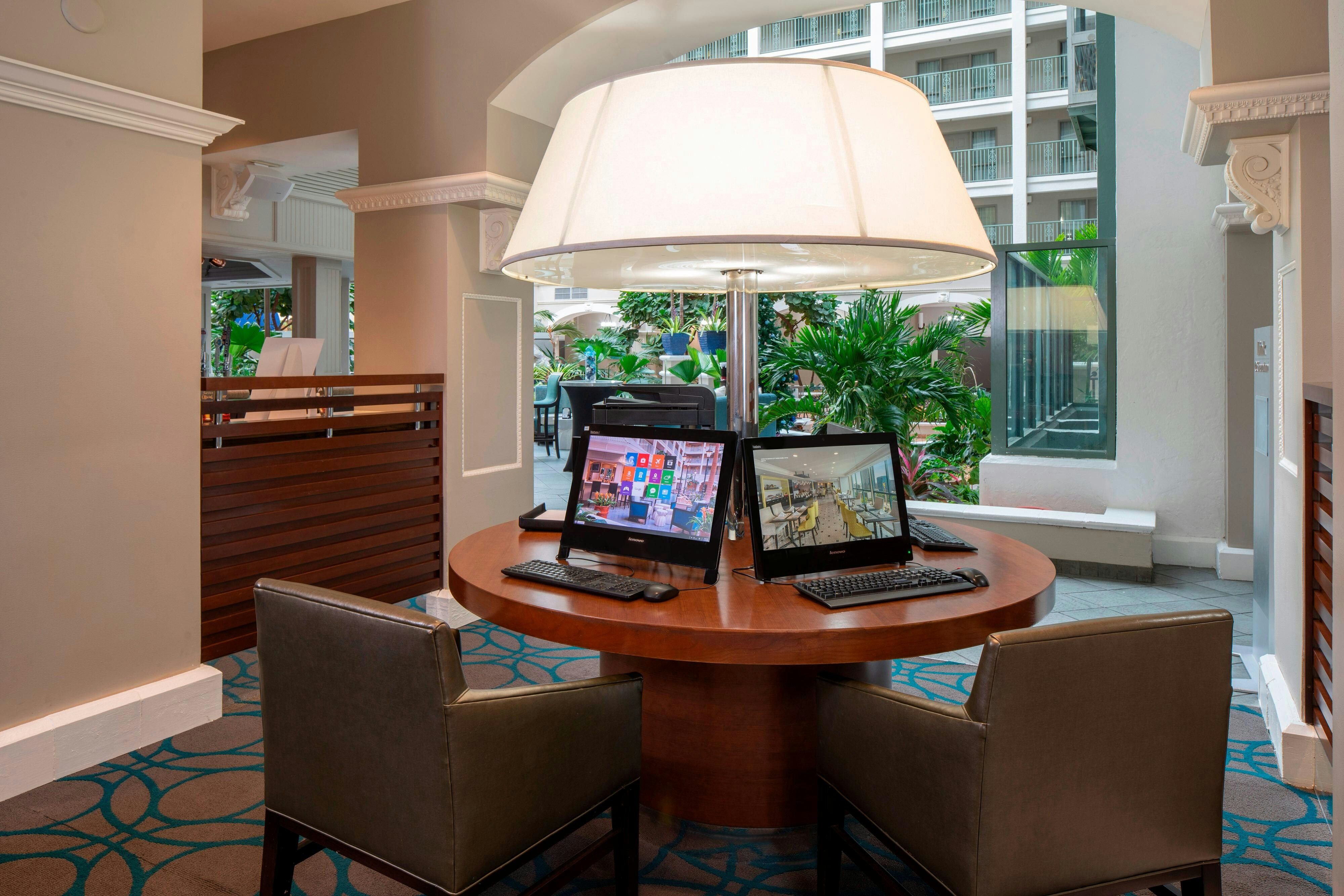 Sheraton Suites Cypress Creek Hotel 21/46