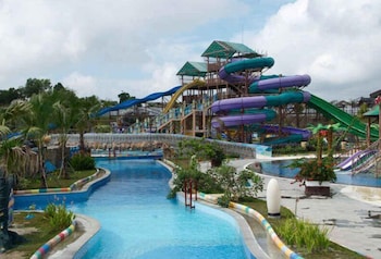 Labersa Grand Hotel And Convention Center 3/48