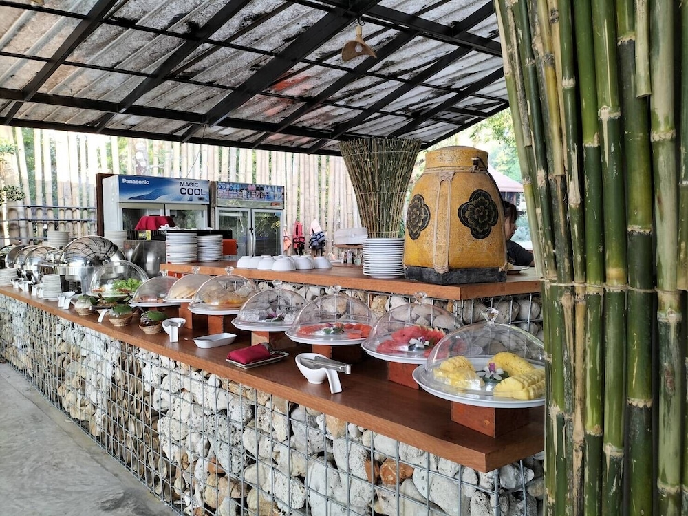 Chivapuri Beach Resort 4/50