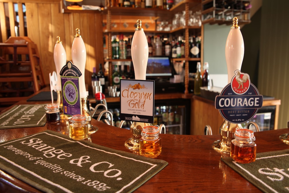 The Erskine Arms 18/50