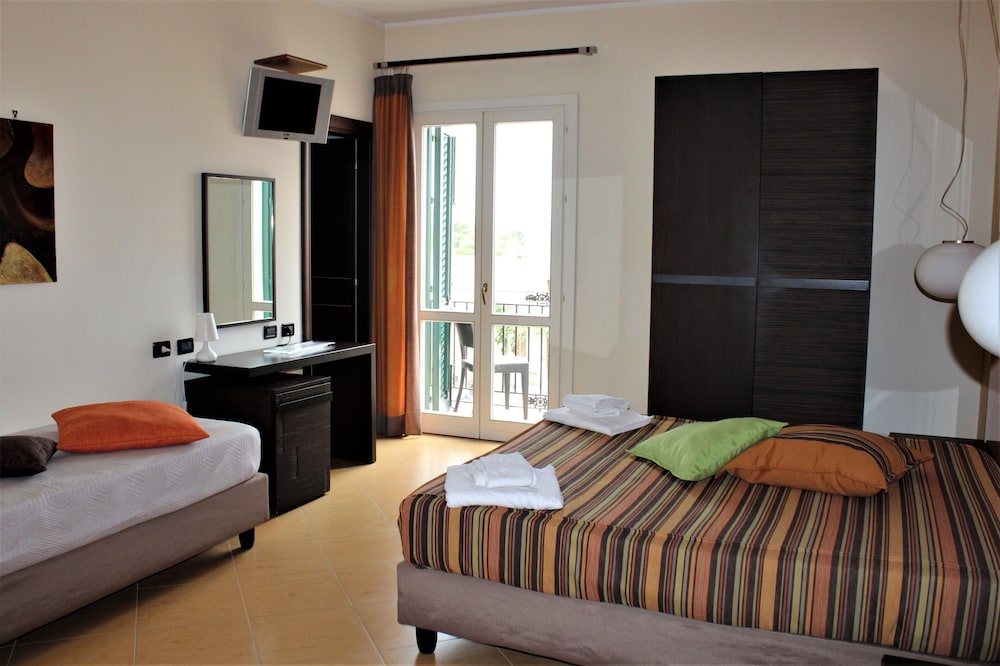 SUPERIOR, DOUBLE BED, SEA VIEW