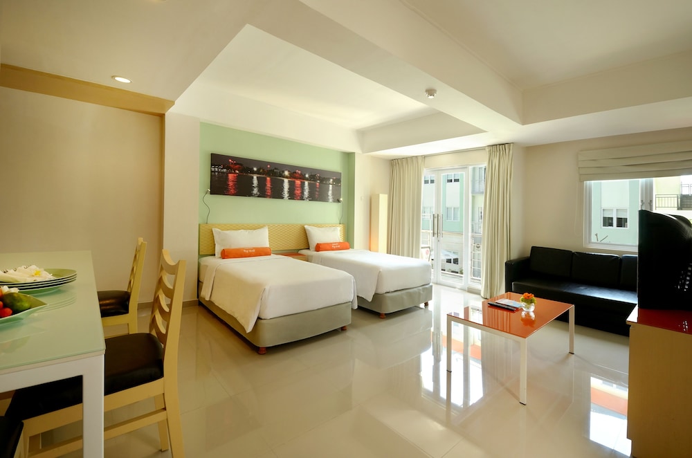 HARRIS Hotel & Residence Riverview Kuta - Bali 14/49